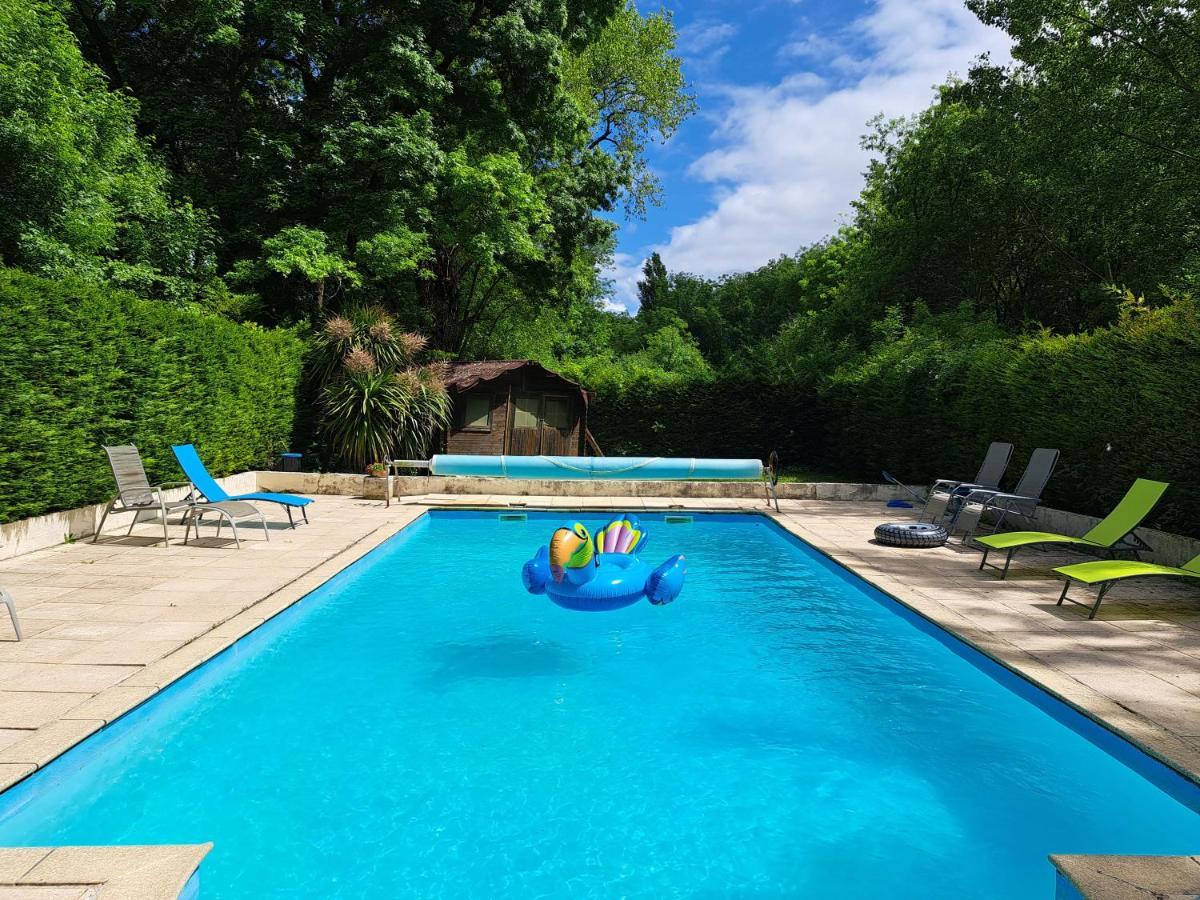 Le Moulin Etourneau - 3 Gites Avec 2 Piscines Champagnac  Luaran gambar